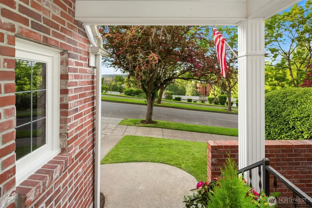 409 W Dravus Street Seattle WA 98119