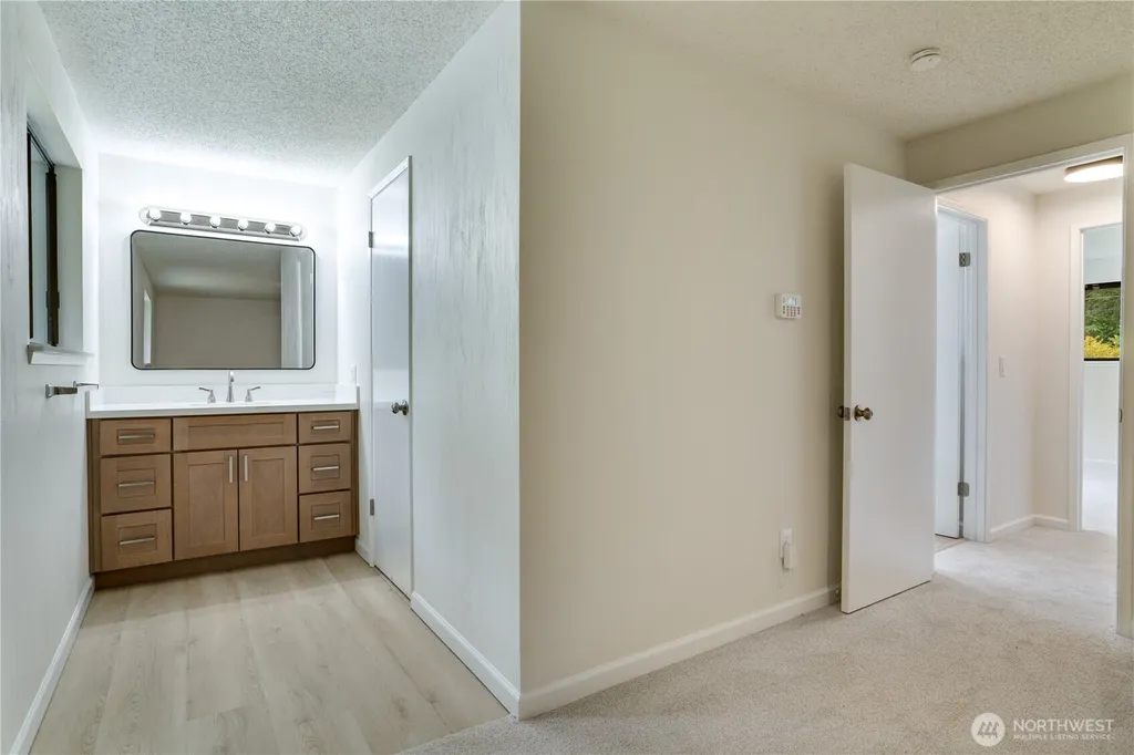 4270 Fir Drive NE Bremerton WA 98310