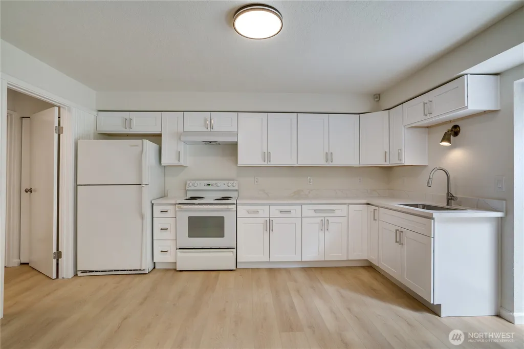 4270 Fir Drive NE Bremerton WA 98310