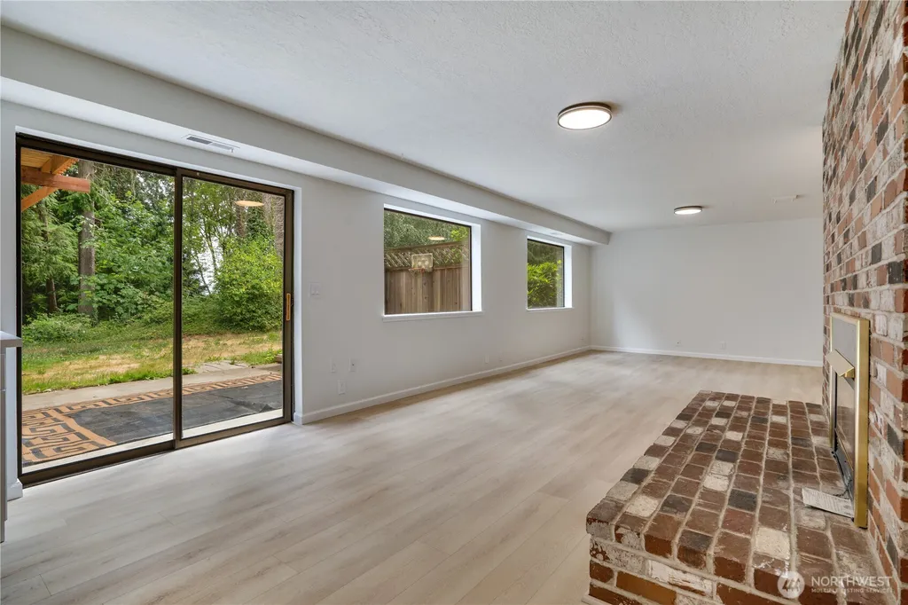 4270 Fir Drive NE Bremerton WA 98310