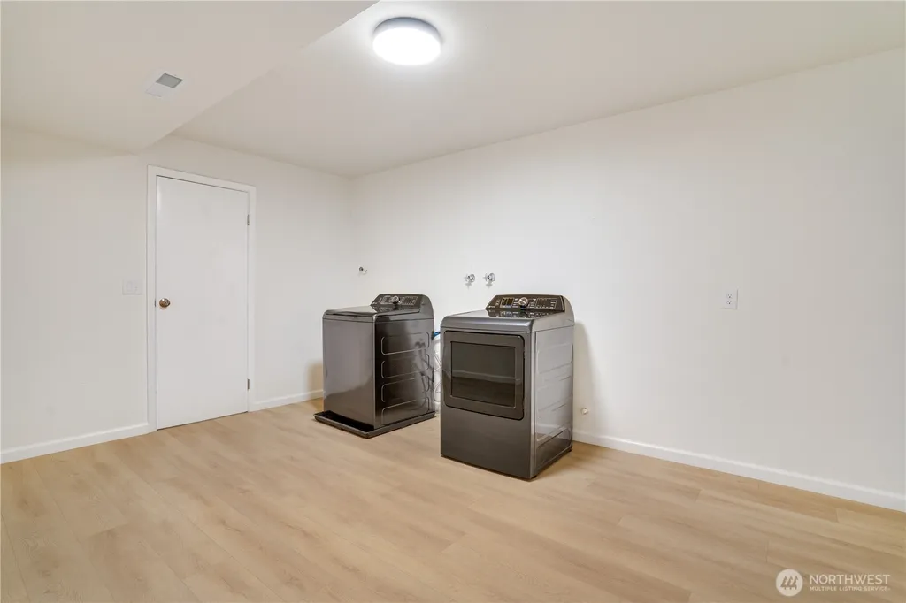 4270 Fir Drive NE Bremerton WA 98310