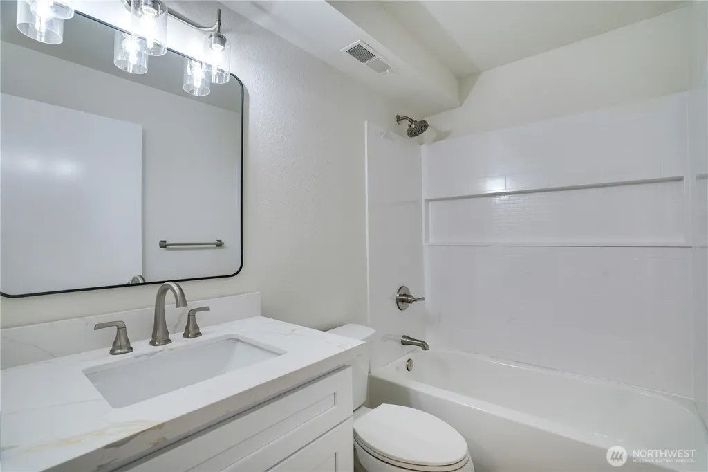 4270 Fir Drive NE Bremerton WA 98310