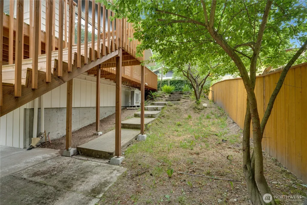 4270 Fir Drive NE Bremerton WA 98310