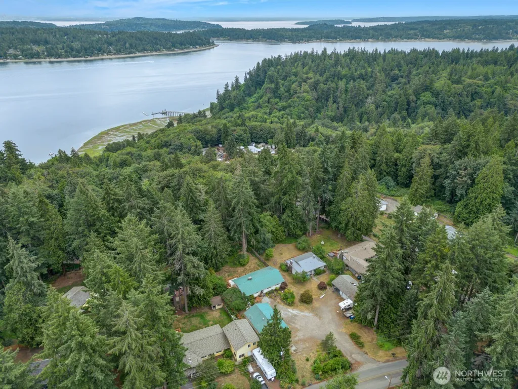 4270 Fir Drive NE Bremerton WA 98310