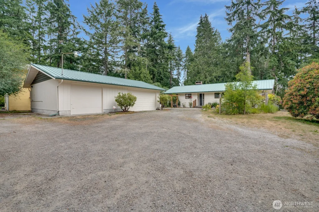 4270 Fir Drive NE Bremerton WA 98310