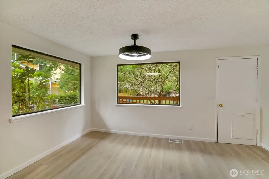 4270 Fir Drive NE Bremerton WA 98310