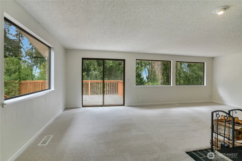 4270 Fir Drive NE Bremerton WA 98310
