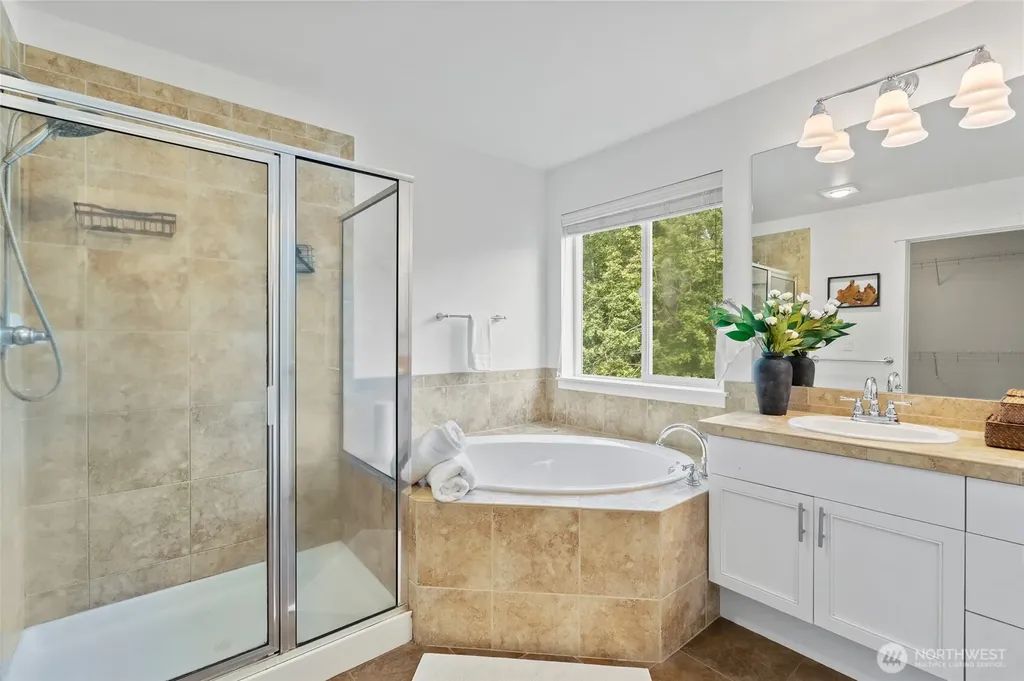 254 Elma Court NE Renton WA 98059