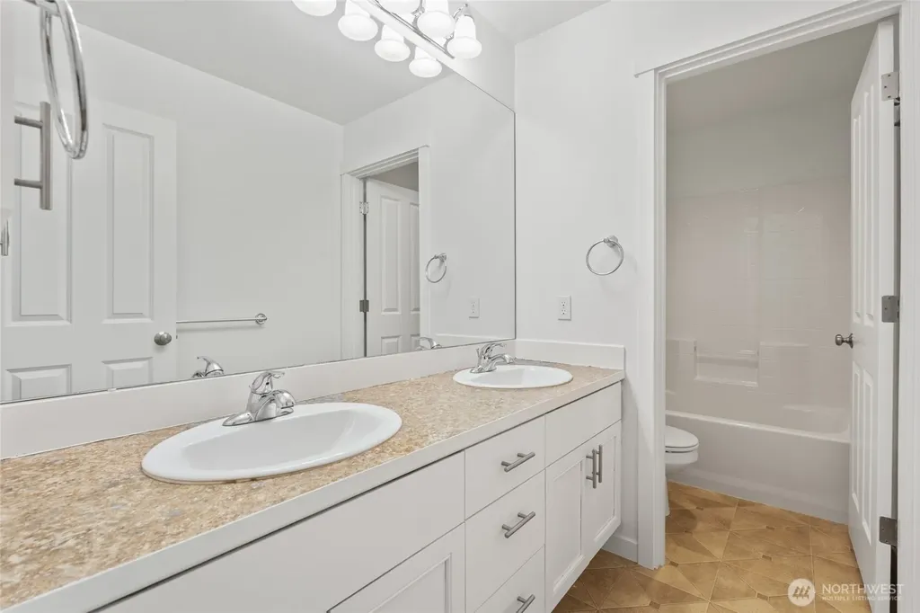 254 Elma Court NE Renton WA 98059