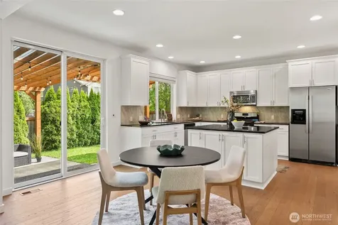 254 Elma Court NE Renton WA 98059