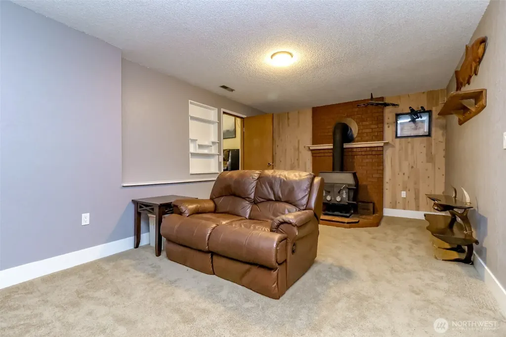 4911 255th Street Ct E Graham WA 98338