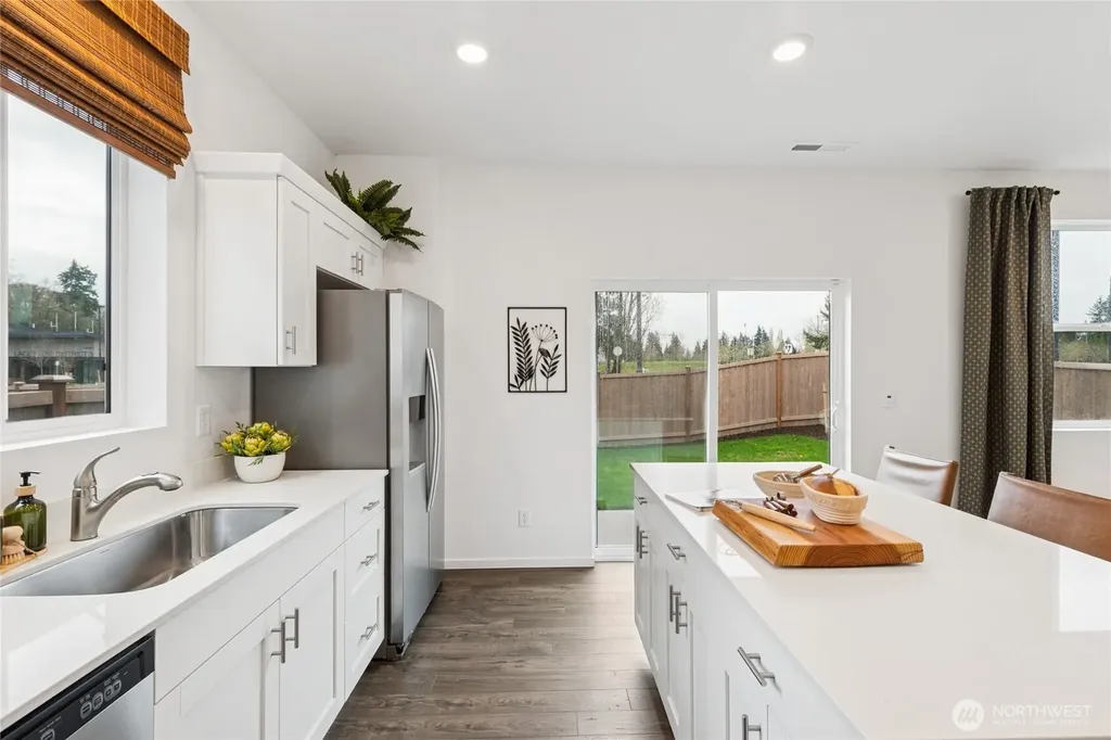 489 Cremini Loop SE Lacey WA 98513