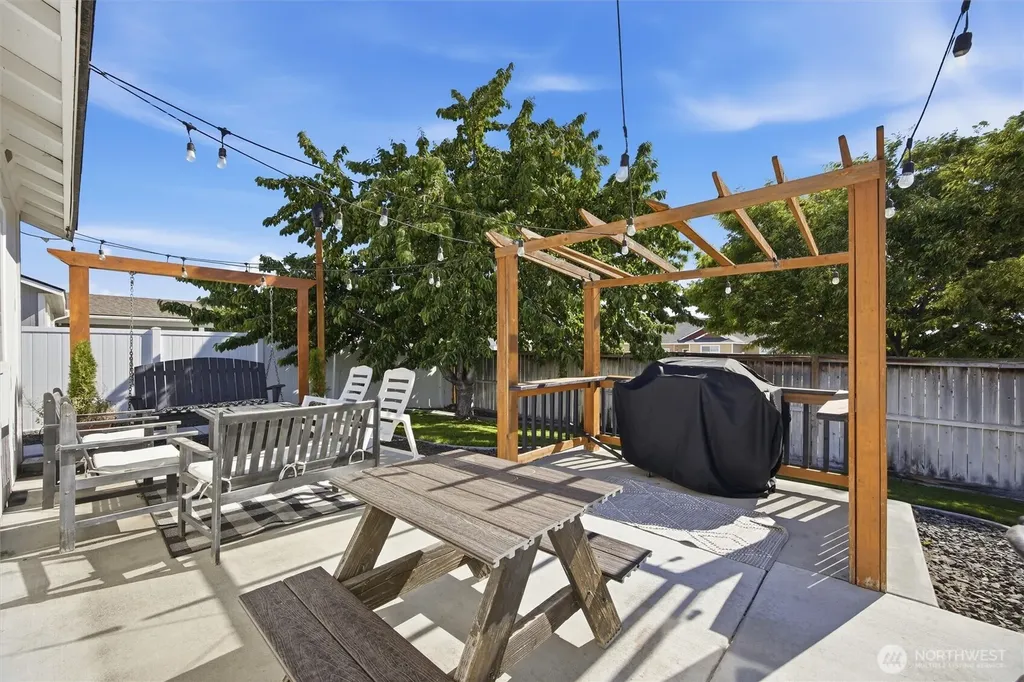 5211 Truman Lane Pasco WA 99301