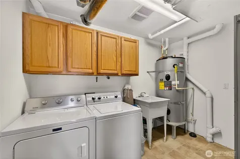 17946 Cobahud La Conner WA 98257
