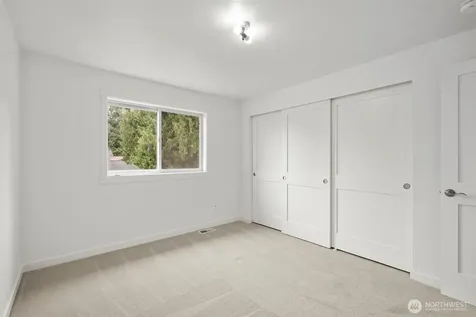 8803 15th Avenue NE Seattle WA 98115