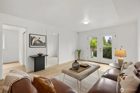8803 15th Avenue NE Seattle WA 98115
