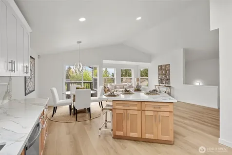 8803 15th Avenue NE Seattle WA 98115