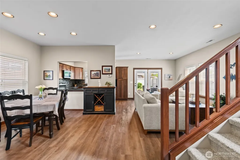 2452 NW Columbia Avenue East Wenatchee WA 98802