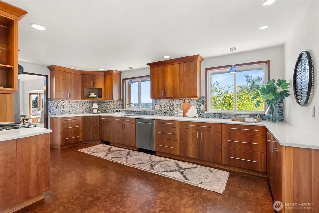 2801 Narrows Place Tacoma WA 98407