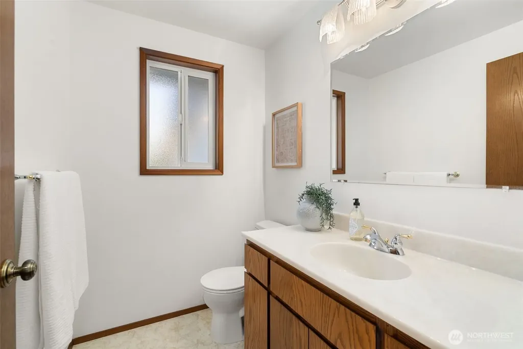 2801 Narrows Place Tacoma WA 98407
