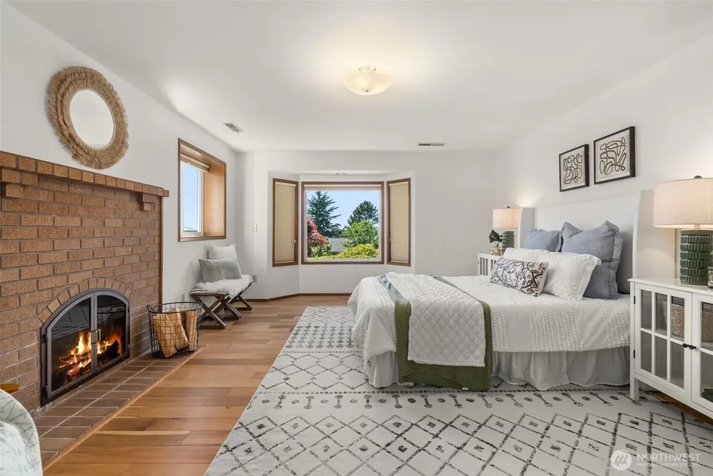 2801 Narrows Place Tacoma WA 98407