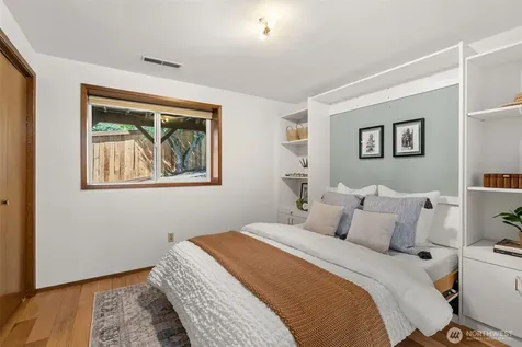 2801 Narrows Place Tacoma WA 98407