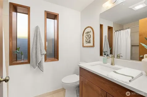 2801 Narrows Place Tacoma WA 98407