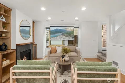 5713 20th Avenue NW Seattle WA 98107