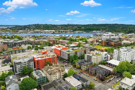 5713 20th Avenue NW Seattle WA 98107