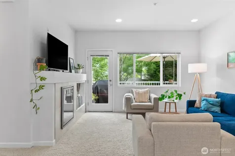 15720 Manor Way Lynnwood WA 98087