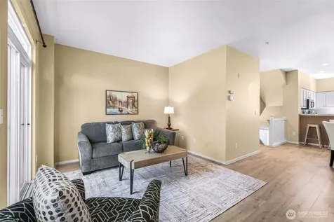9067 161st Court NE Redmond WA 98052