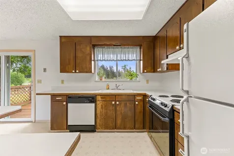 4508 Military Road E Tacoma WA 98446