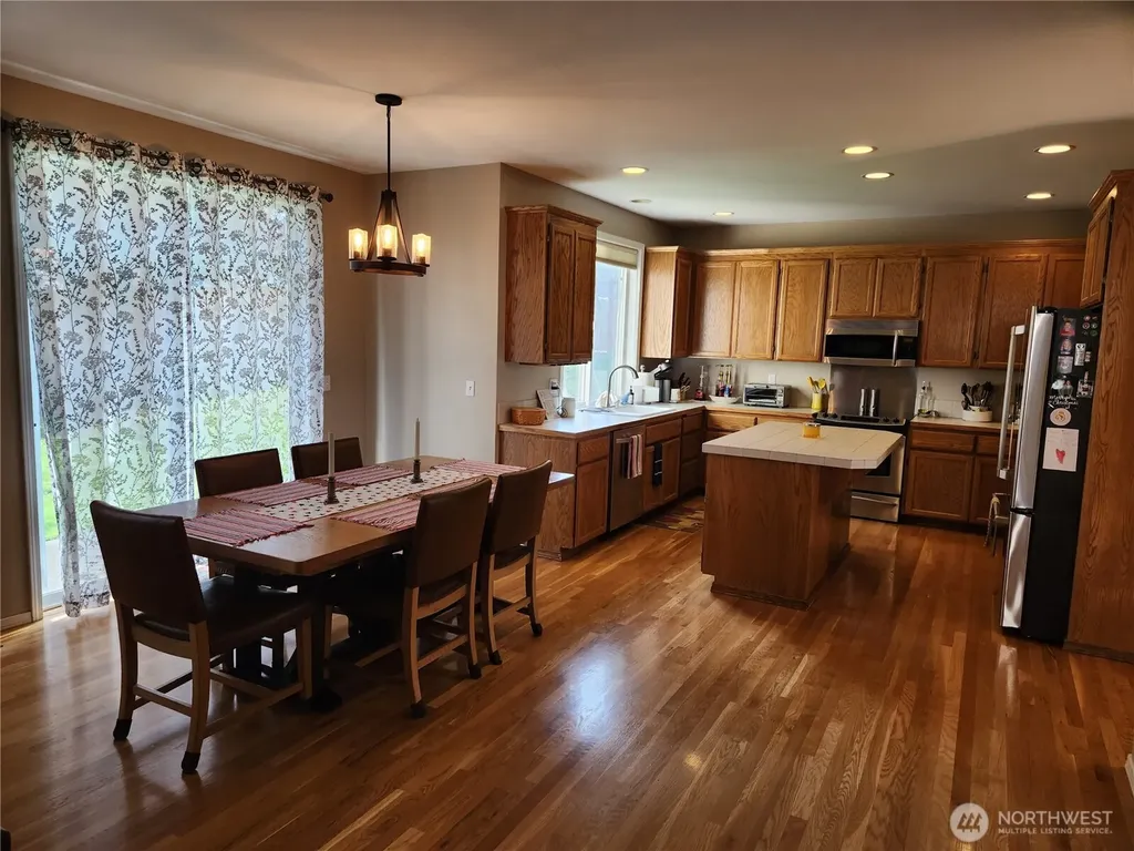 7002 83rd Street Ct E Puyallup WA 98371
