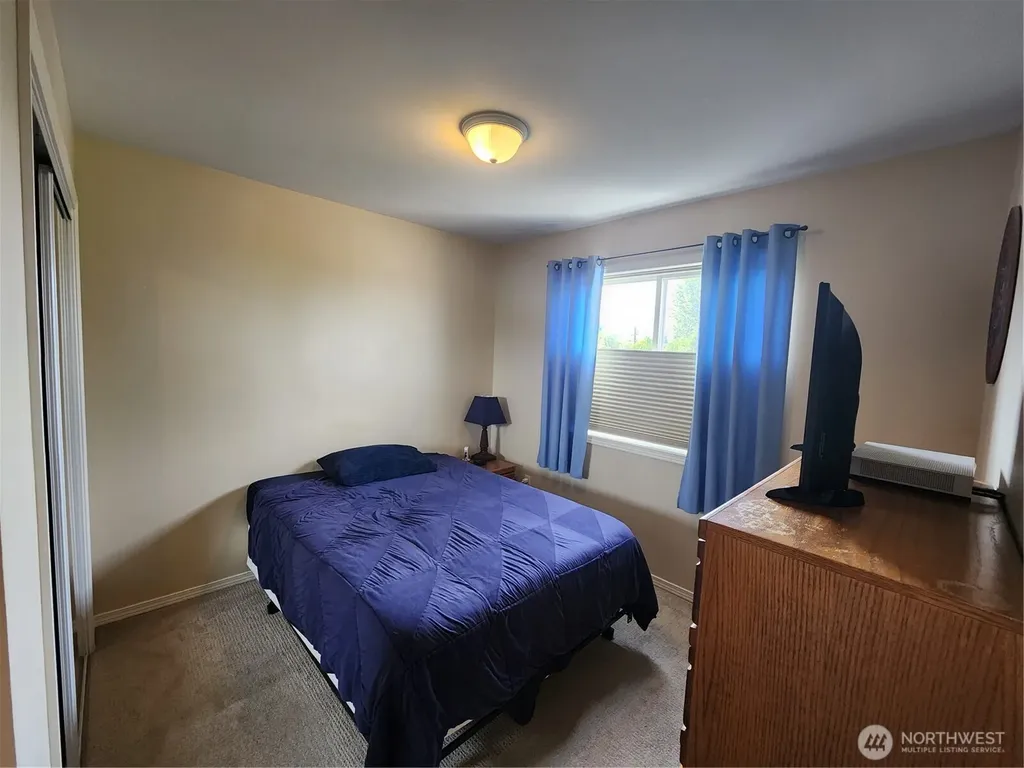 7002 83rd Street Ct E Puyallup WA 98371