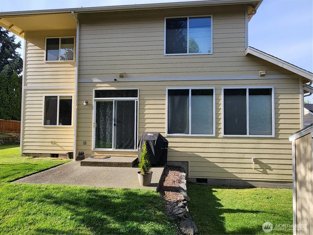 7002 83rd Street Ct E Puyallup WA 98371
