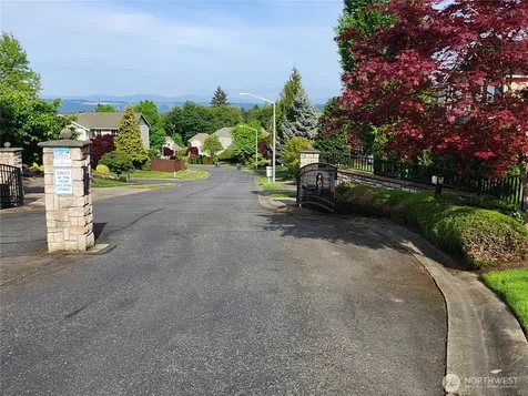 7002 83rd Street Ct E Puyallup WA 98371