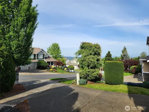 7002 83rd Street Ct E Puyallup WA 98371