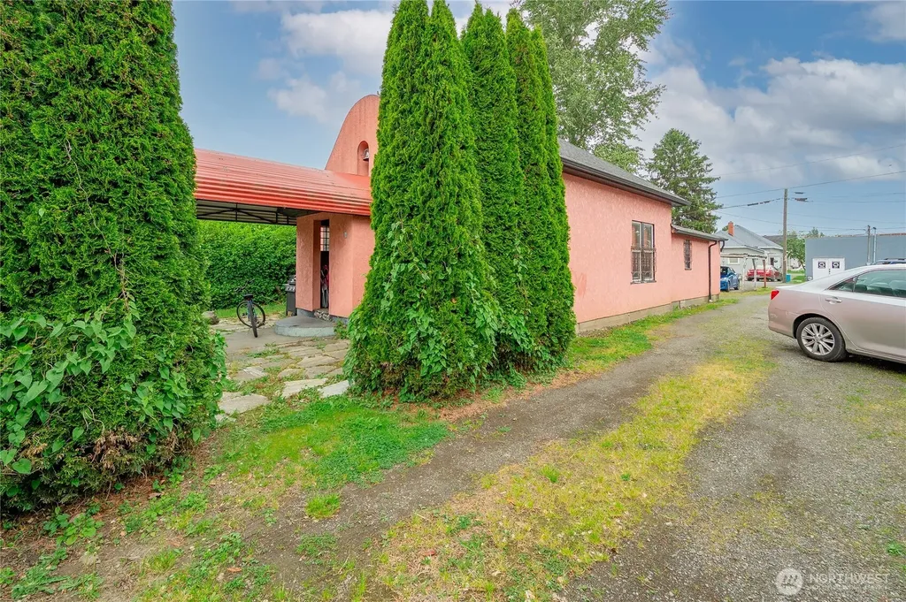 2058 Main Street Ferndale WA 98248