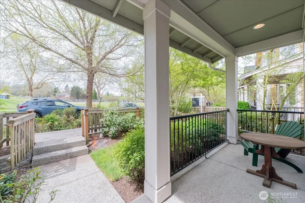 6910 31st Avenue SW Seattle WA 98126