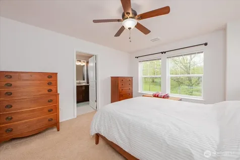 6910 31st Avenue SW Seattle WA 98126