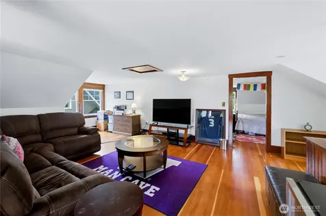 407 N J Street Tacoma WA 98403