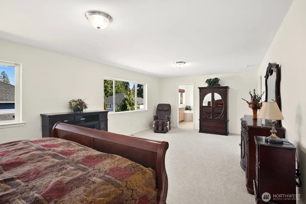 14625 Meridian Drive SE Lynnwood WA 98087