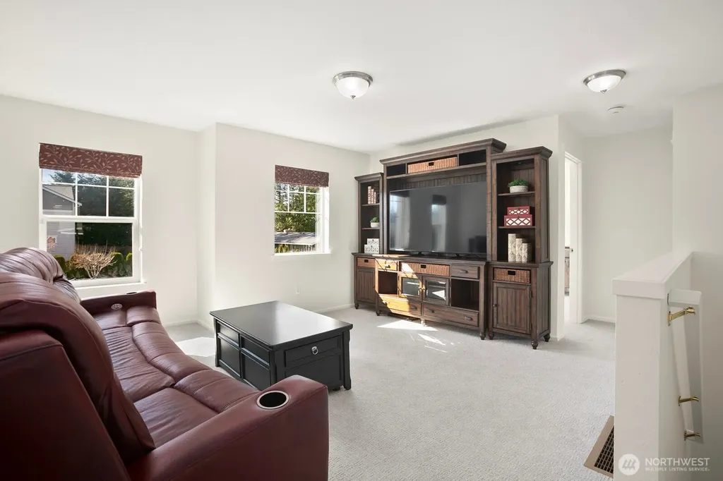14625 Meridian Drive SE Lynnwood WA 98087