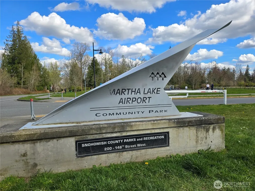 14625 Meridian Drive SE Lynnwood WA 98087