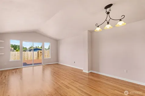 10324 59th Drive NE Marysville WA 98270