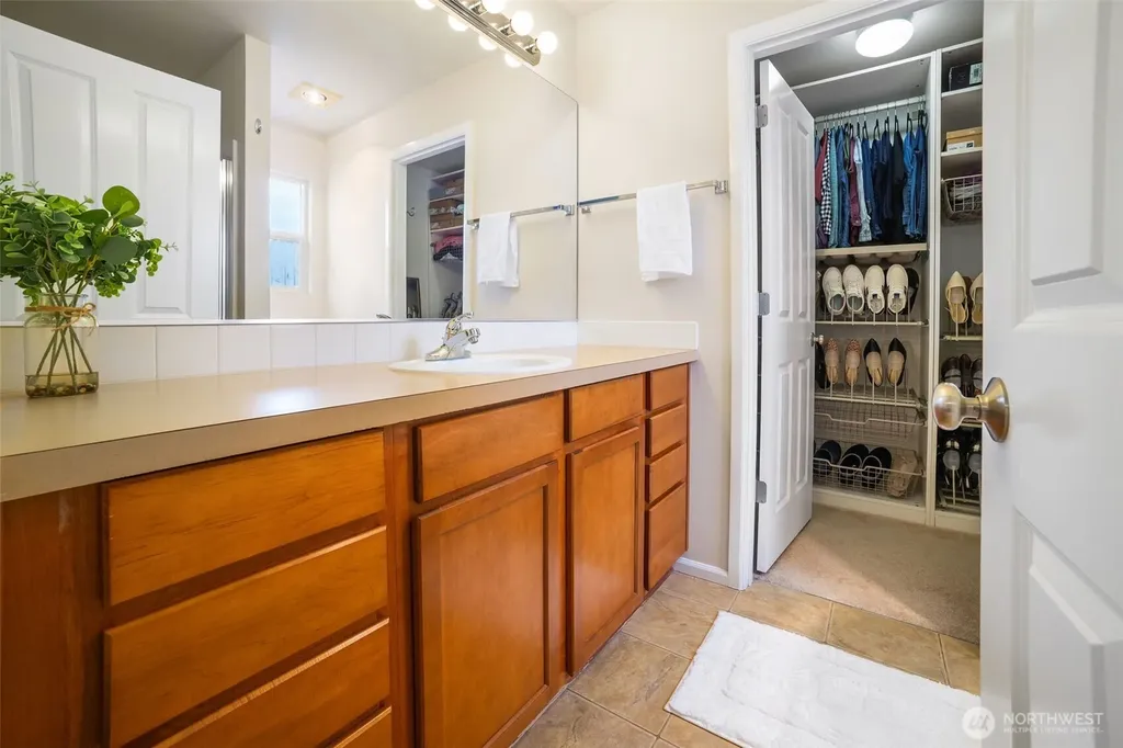 6012 Pennsylvania Street SE Lacey WA 98513