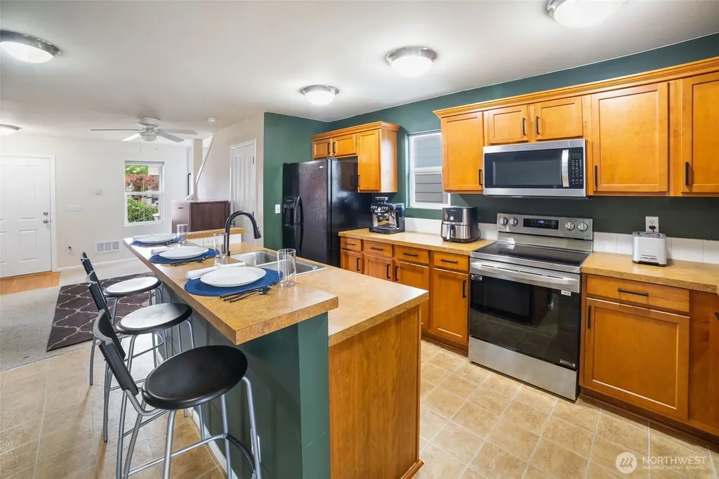 6012 Pennsylvania Street SE Lacey WA 98513
