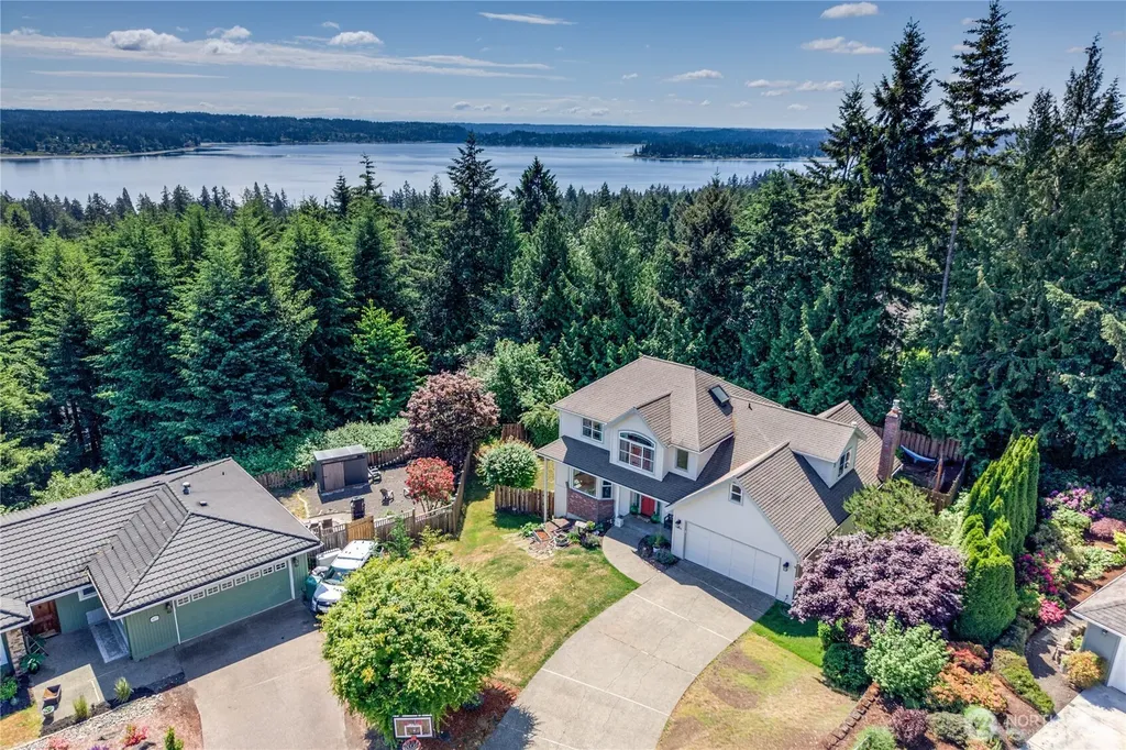 4881 NW Chad Court Silverdale WA 98383