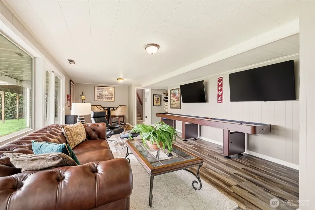 5578 Broad View Avenue NE Tacoma WA 98422