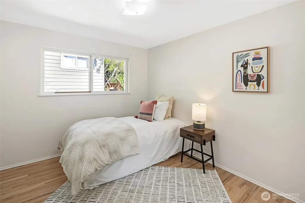 3933 S Mead Street Seattle WA 98118